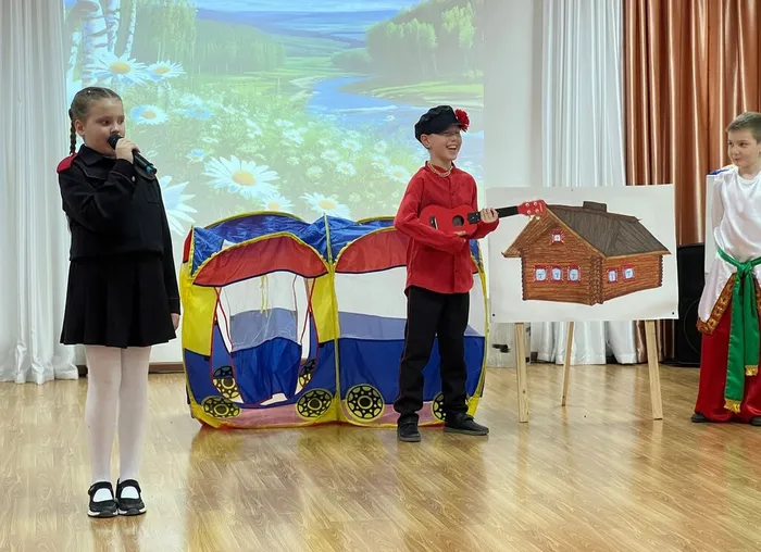 Фотография участников второго районного фестиваля «Мудрость сказок народов России»