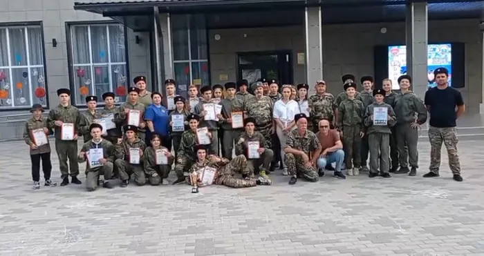 Фотография участников спортивного мероприятия посвящённого памяти погибших земляков в ходе проведения спецоперации, село  Глафировка.